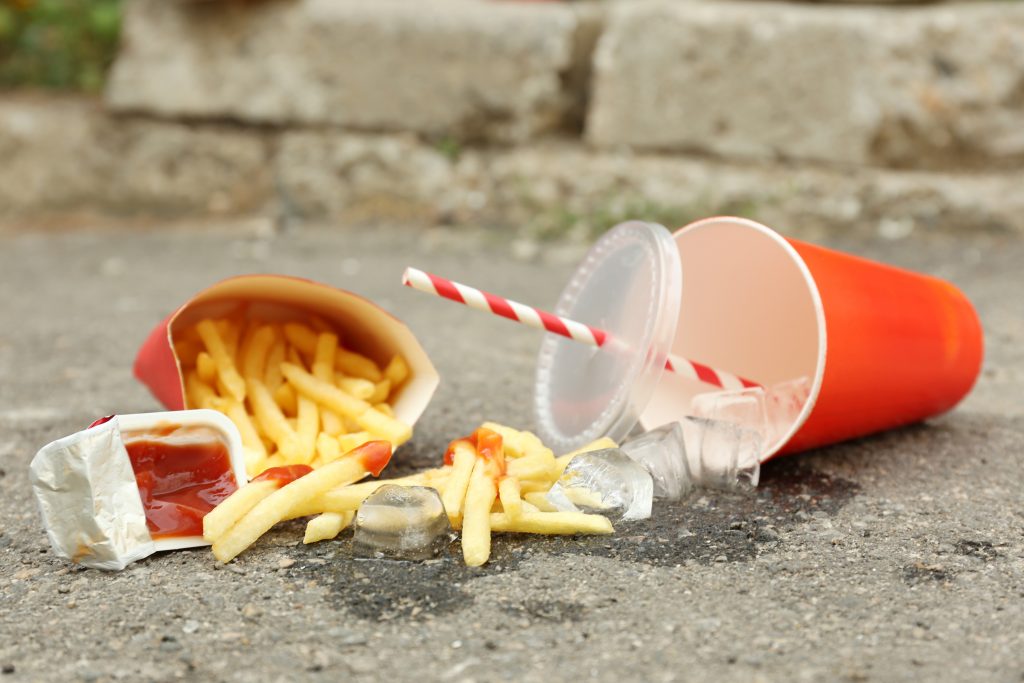 Foodservice Footprint shutterstock_233306632 UK recycles a third less plastic than reported Foodservice News and Information Out of Home sector news  Vaplac news-email Eunomia Douglas Hogg 