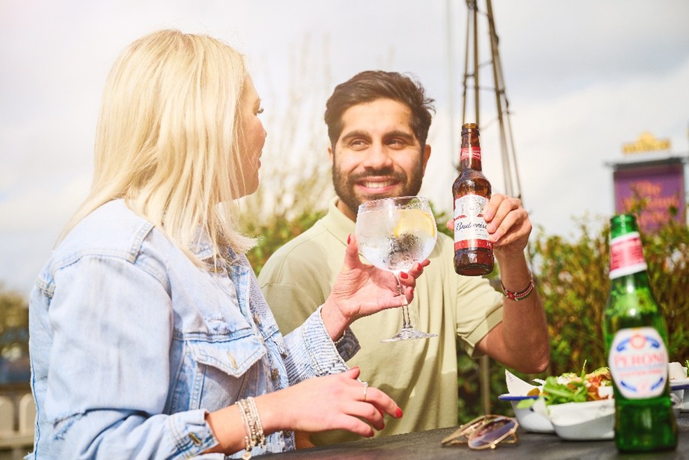 Making Reuse Simple – Marston’s Leads the Way in Glass Reuse for Hospitality