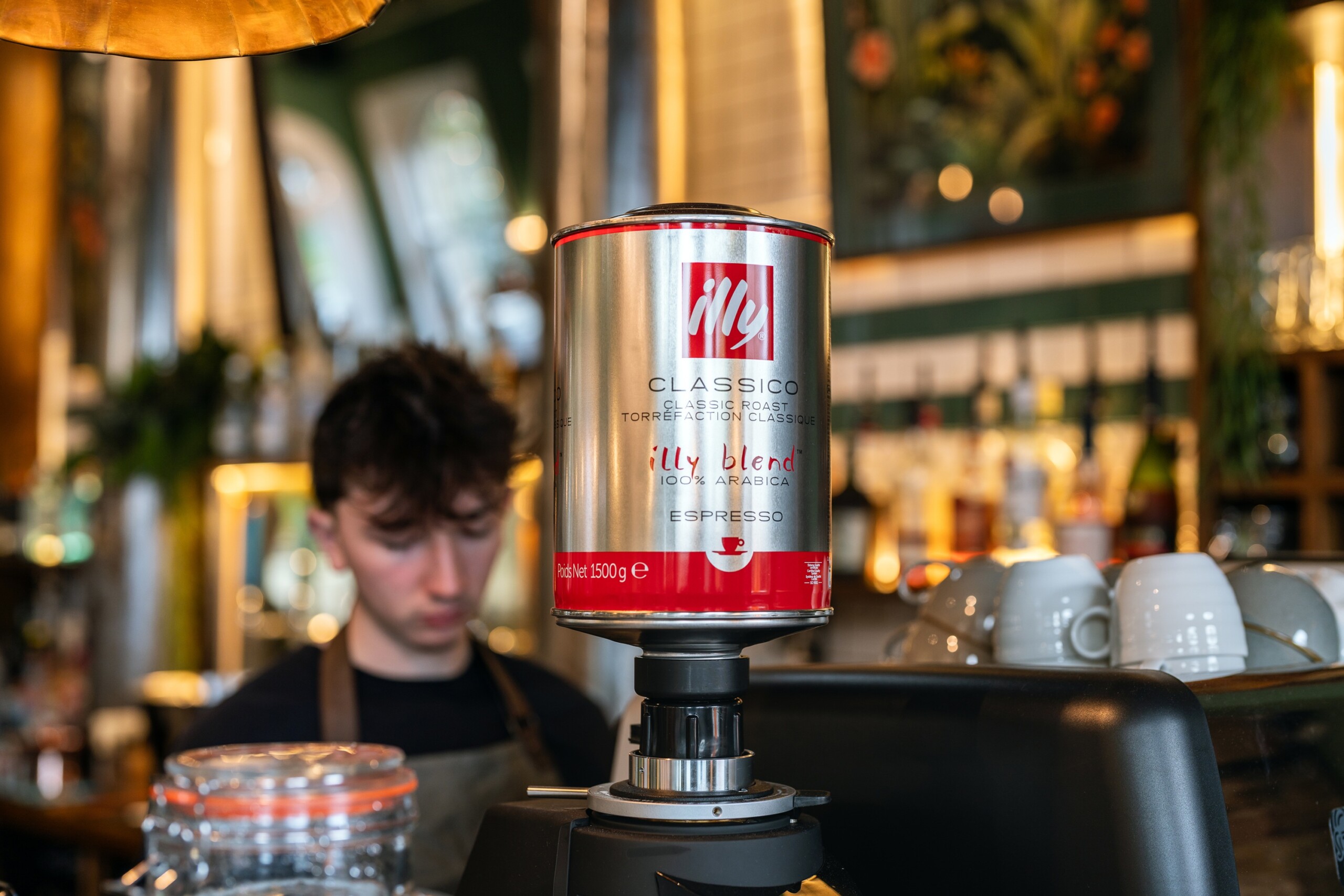 Fuller’s partners with illy to champion premium, sustainable coffee in pubs