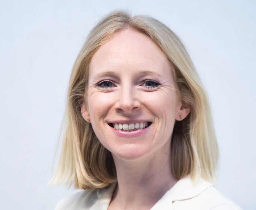 Isabel Martin, The SRA