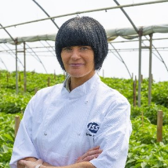 Emma Lidgitt, Development Chef & Culinary Craft Trainer, ISS Food Services 1 1